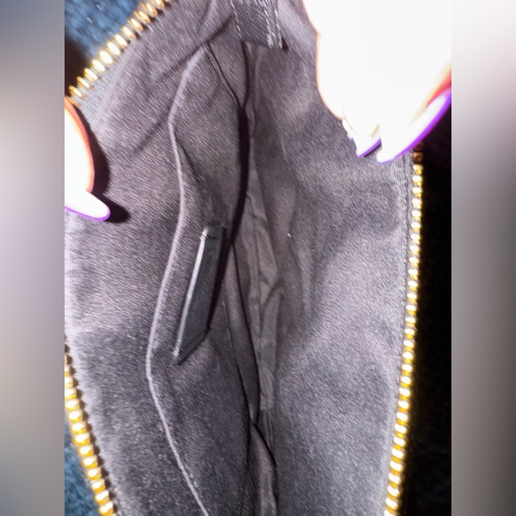 Coach large Crossbody – excellent condition - Picture 6 of 6